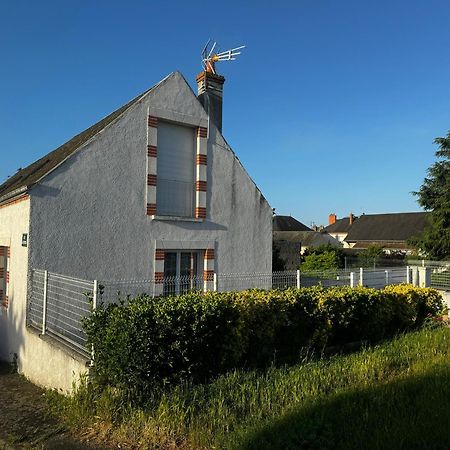 Maison De Bord De Loire Sully-sur-Loire Exterior foto